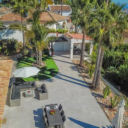 Amazing With Panoramic Views Villa Fuengirola