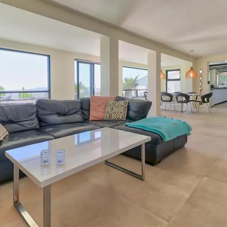 Amazing With Panoramic Views