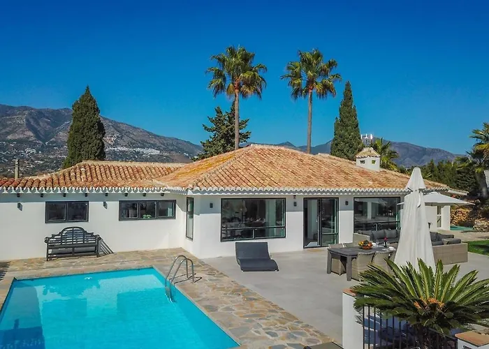 Amazing With Panoramic Views 别墅