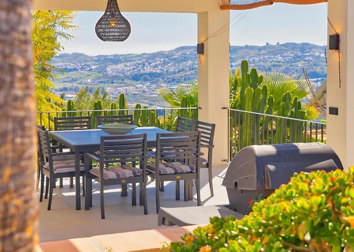 Amazing With Panoramic Views 빌라 *