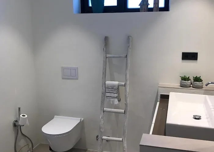 Amazing With Panoramic Views *