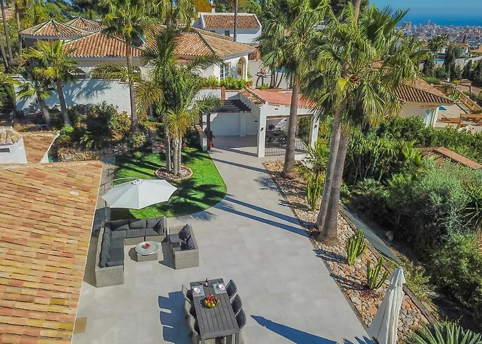 Amazing With Panoramic Views Villa Fuengirola