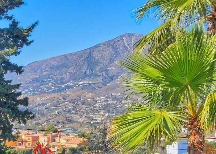 Amazing With Panoramic Views Villa Fuengirola